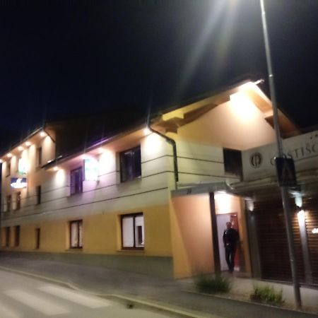 Guesthouse Živko Dobrovce Eksteriør billede